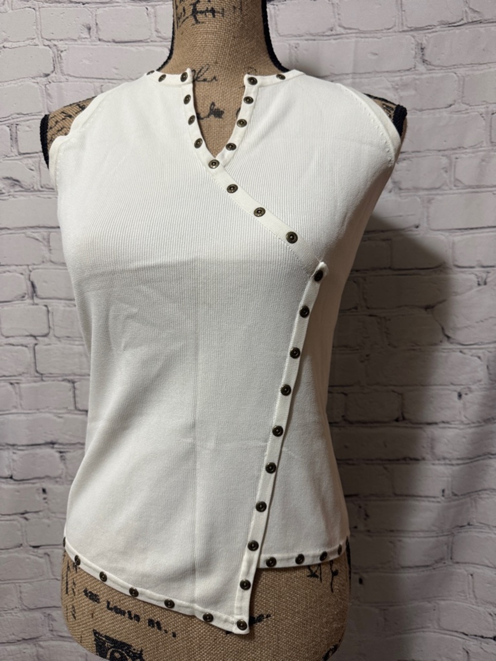 Like new Eclat Nylon/Rayon Blend White Sleeveless Stud-Trim Knit Top